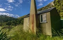 Larrikin Creek Hut