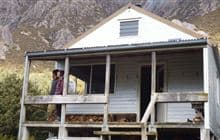 Pinnacles Hut