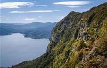 Lake Waikaremoana: Panekire Bluffs