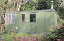 Little Glory Hunters Hut
