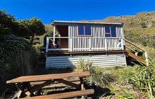 Buckland Peak Hut