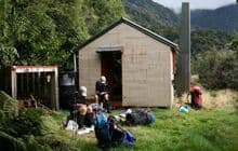 Kiwi Flat Hut