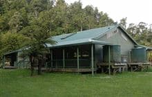 Waiharuru Hut